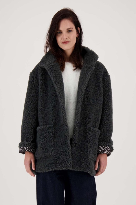 Zusss grijze dames jas | Model vooraanzicht