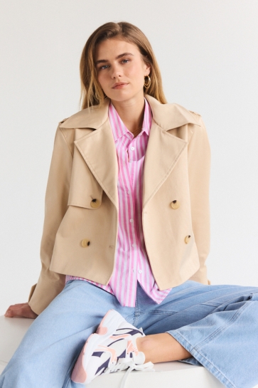 LolaLiza Jas O TRENCHCROP 23000722 2527 hellbeige