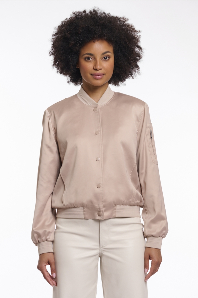 Rino & Pelle bruine dames jas | Model vooraanzicht