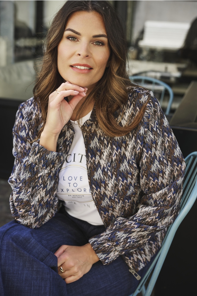 Zoso multi color dames vest | Sfeerbeeld, In situatie