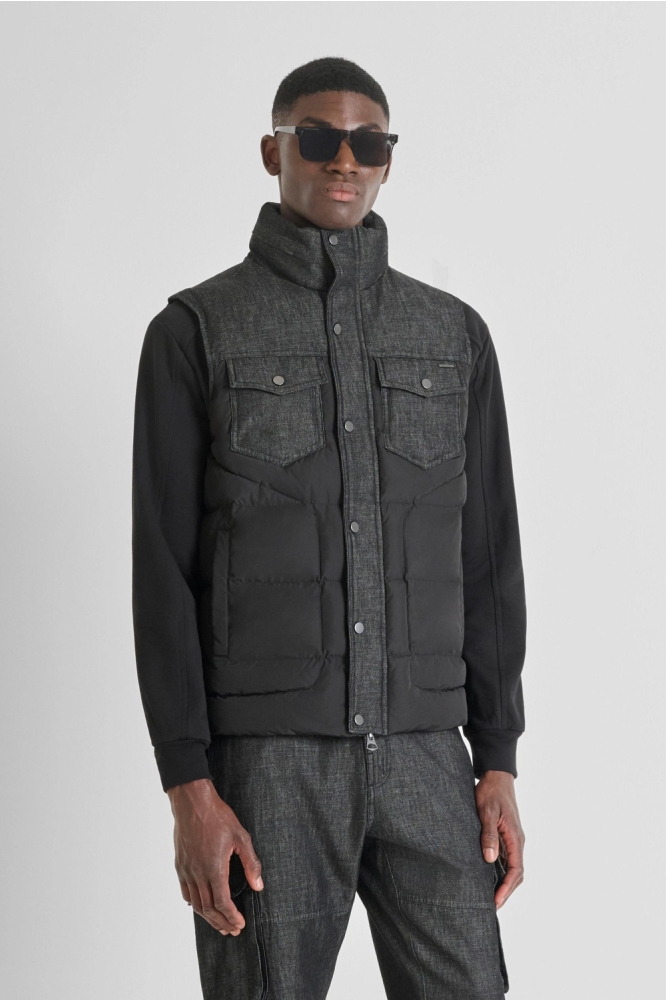 Antony Morato zwarte heren jas | Model vooraanzicht