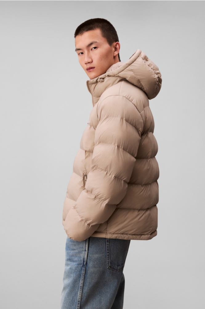Calvin Klein beige heren jas | Model zijaanzicht