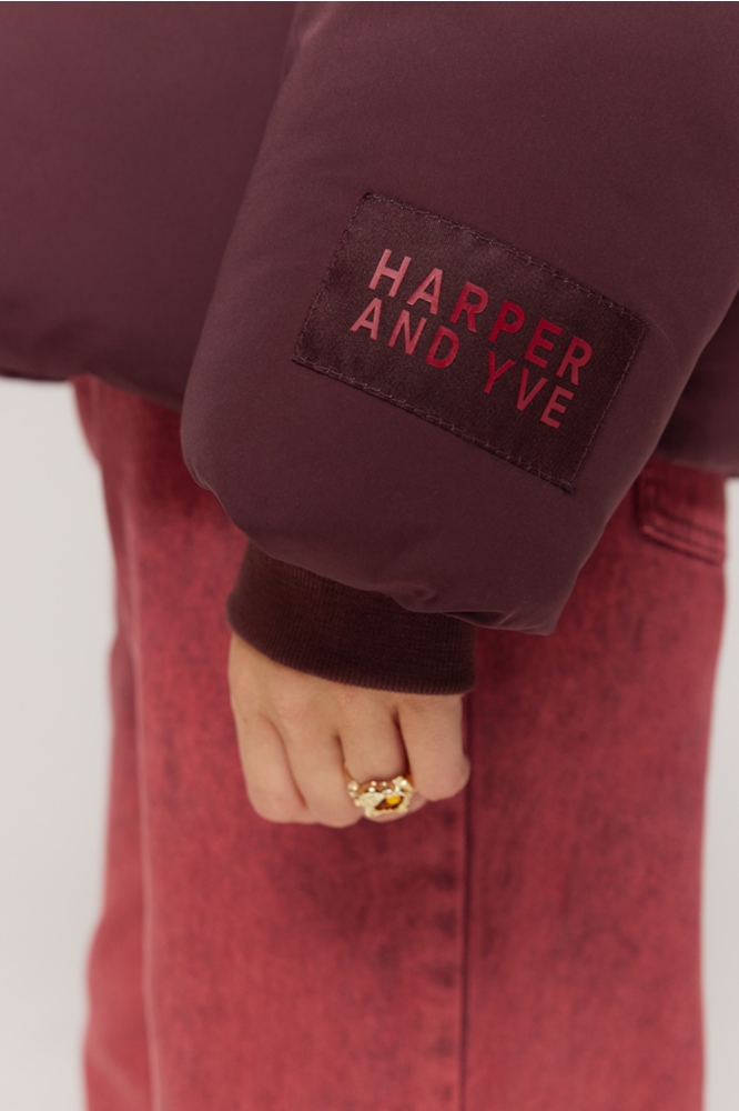 Harper & Yve bruine dames jas | Close up