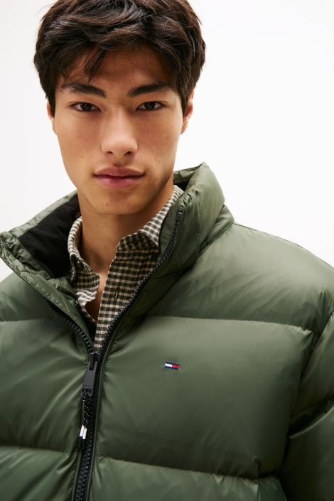 Tommy Jeans groene heren jas | Close up