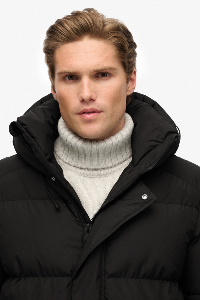 Superdry zwarte heren jas | Close up
