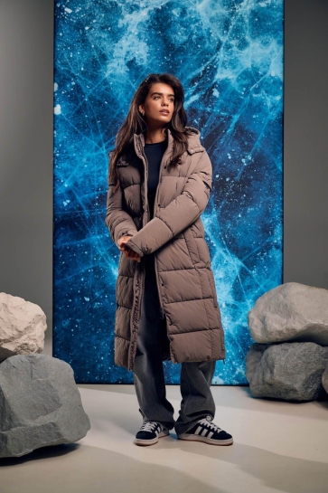 Malelions Jas SIGNATURE LONG PUFFER JACK MD2 AW25 01 872 DARK TAUPE