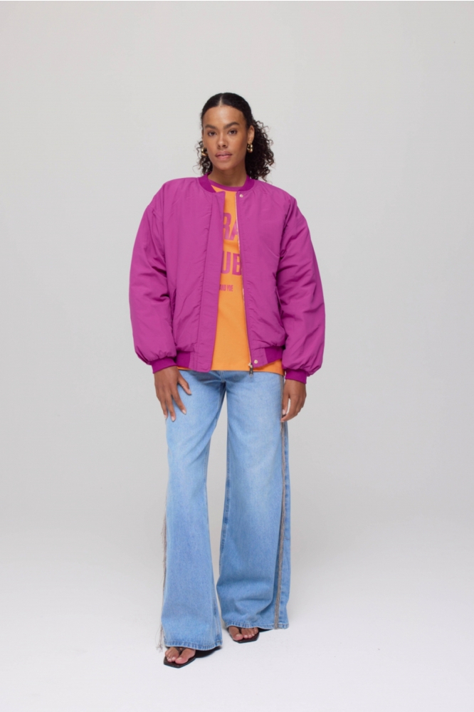 Harper & Yve roze dames jas | Model