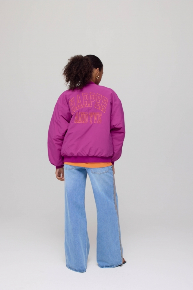 Harper & Yve roze dames jas | Model
