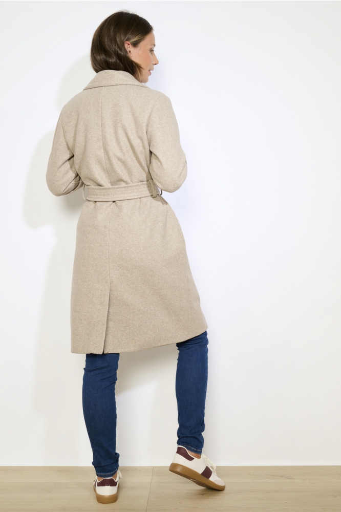 LolaLiza beige dames jas | Model achteraanzicht