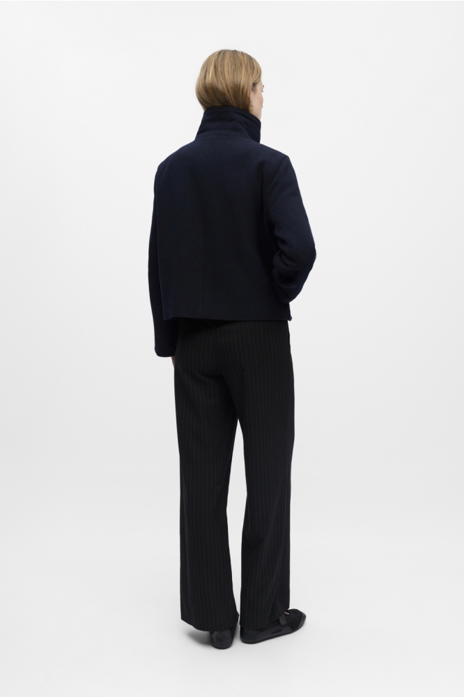 Object blauwe dames jas | Model achteraanzicht