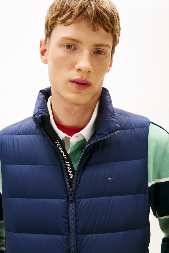 Tommy Jeans blauwe heren jas | Close up