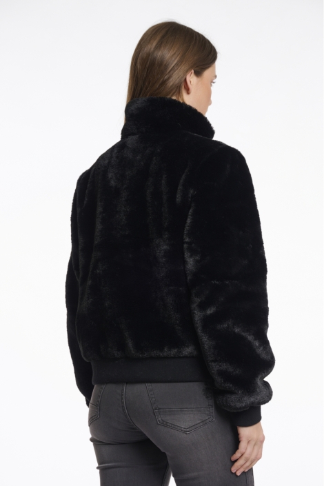 Rino & Pelle zwarte dames jas | Model achteraanzicht