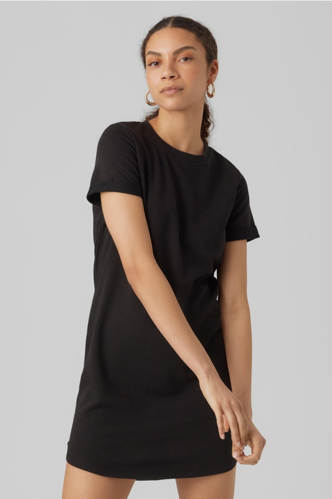 Vero Moda zwarte dames jurk | Model vooraanzicht