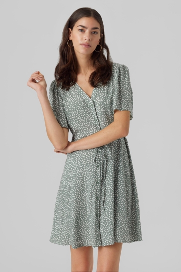Vero Moda Jurk VMALBA SS SHORT DRESS WVN NOOS 10292845 LAUREL WREATH /JOEY