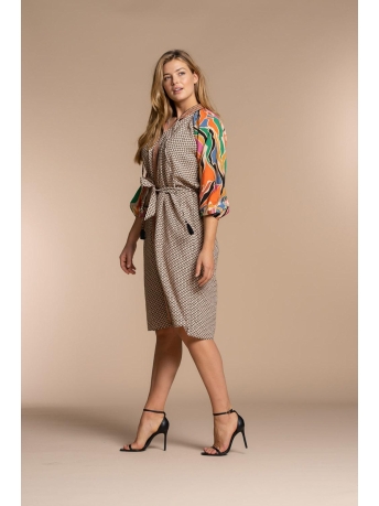 Geisha Jurk MIDI DRESS MIX AND MATCH PRINT 37147 20 Off-white/Coral combi