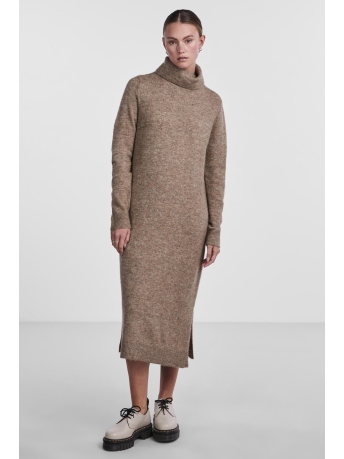 Pieces Jurk PCJULIANA LS ROLLNECK KNIT DRESS NO 17126281 FOSSIL