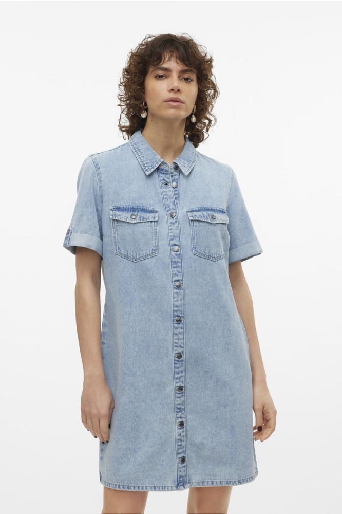 Vero Moda blauwe dames jurk | Model vooraanzicht