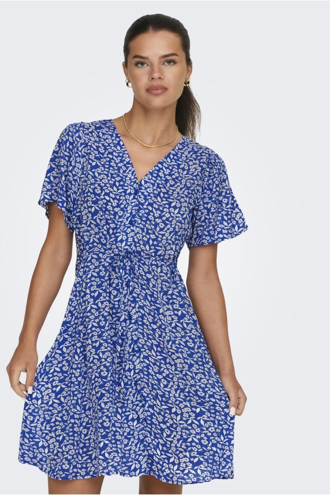 Only blauwe dames jurk | Model vooraanzicht