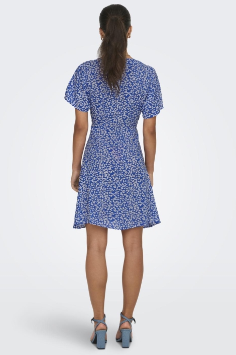 Only blauwe dames jurk | Model vooraanzicht