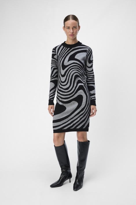 Object zwarte dames jurk | Model