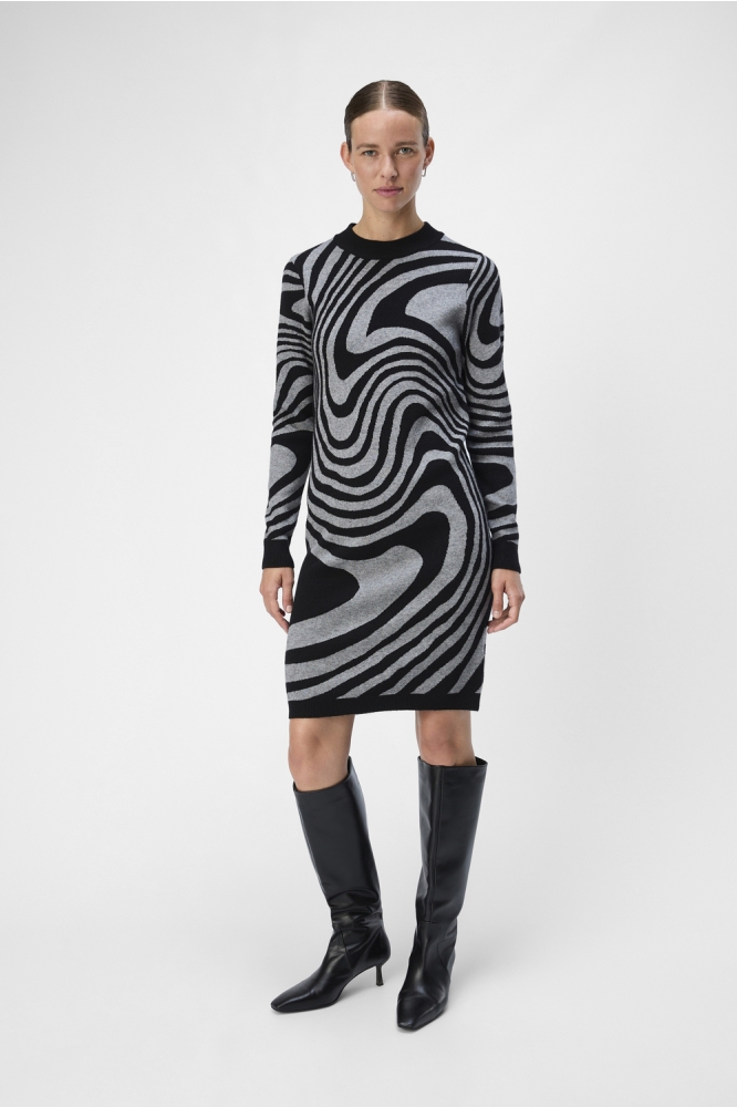 Object zwarte dames jurk | Model