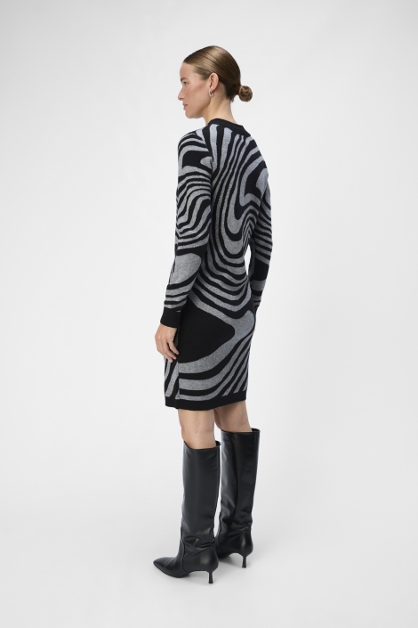 Object zwarte dames jurk | Model
