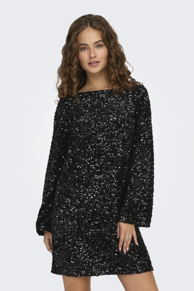 Jacqueline de Yong zwarte dames jurk | Model vooraanzicht