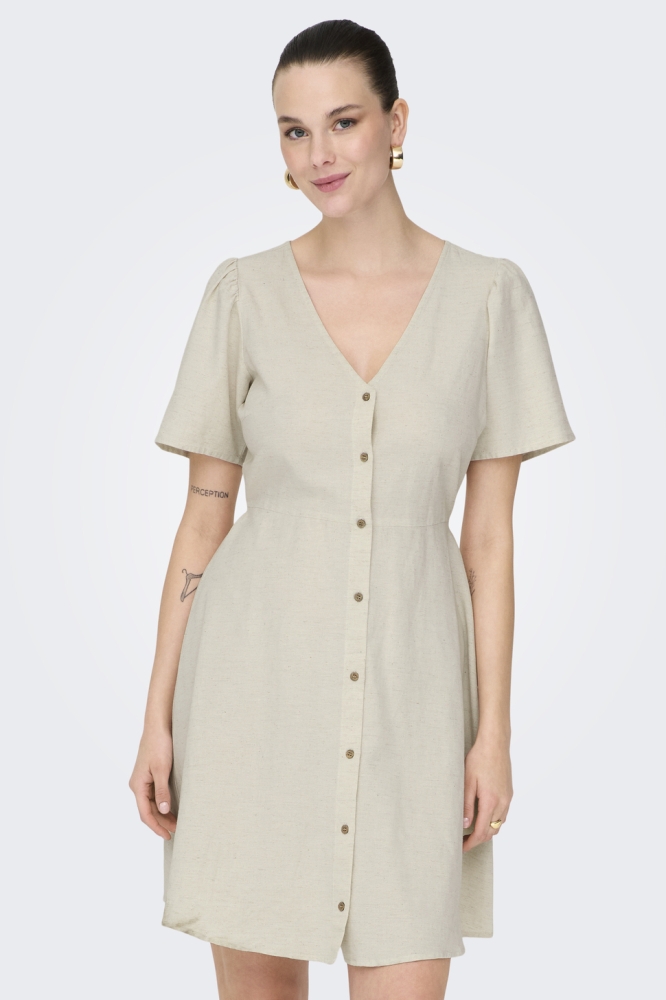 Only beige dames jurk | Model vooraanzicht