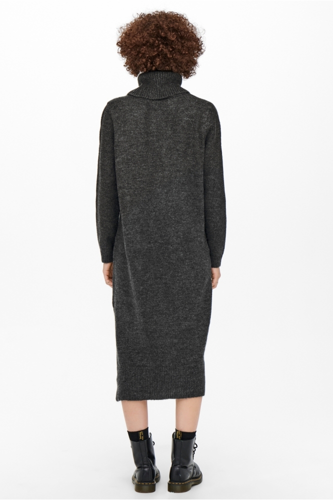 Only grijze dames jurk | Model achteraanzicht