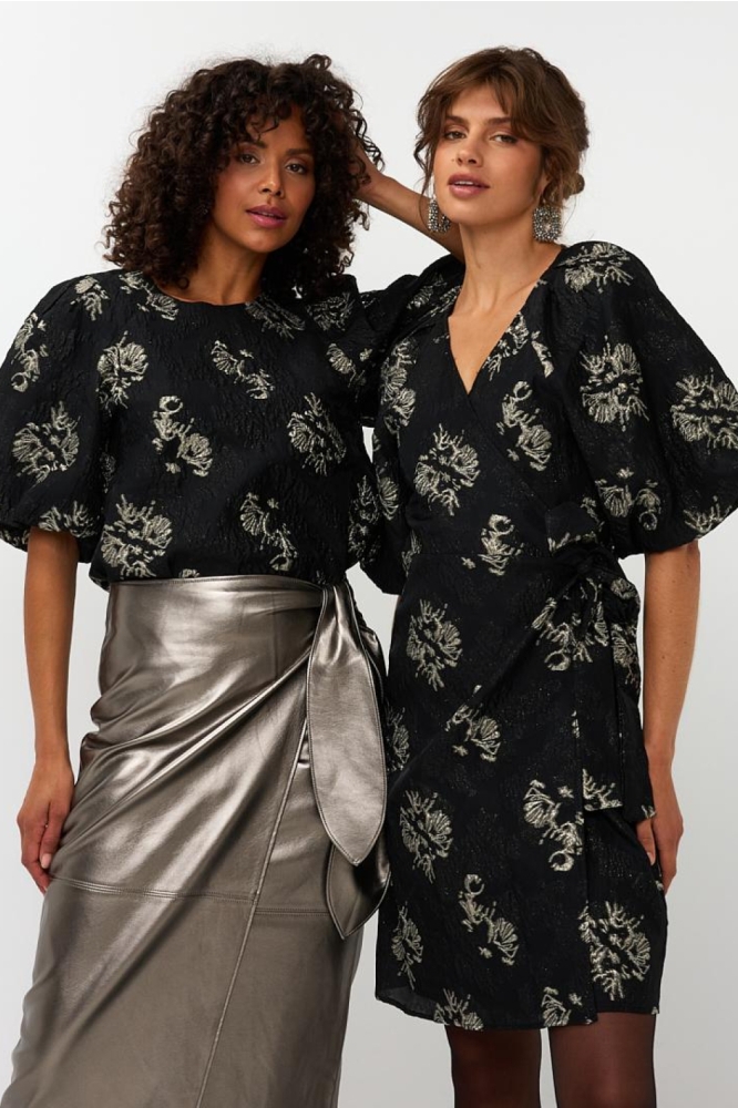 EsQualo zwarte dames jurk | Sfeerbeeld, In situatie