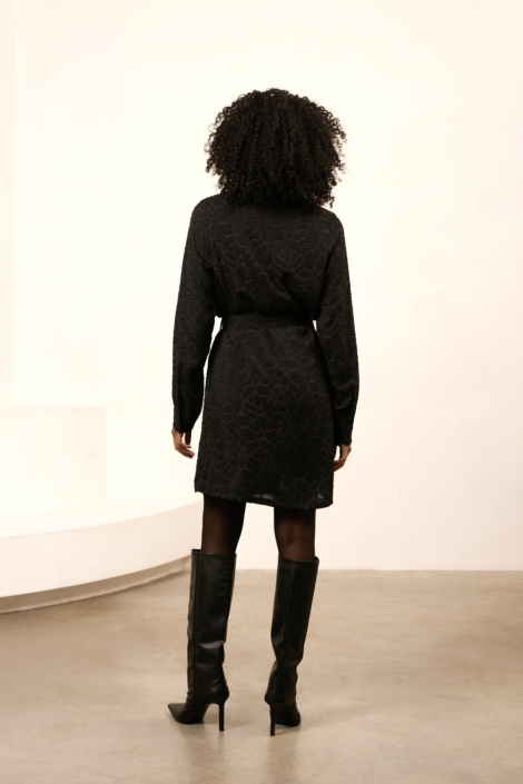 Lofty Manner zwarte dames jurk | Model achteraanzicht