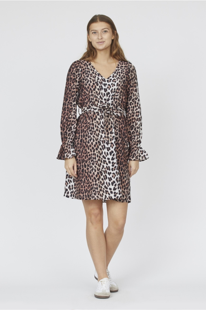 SisterS point beige dames jurk | Model vooraanzicht
