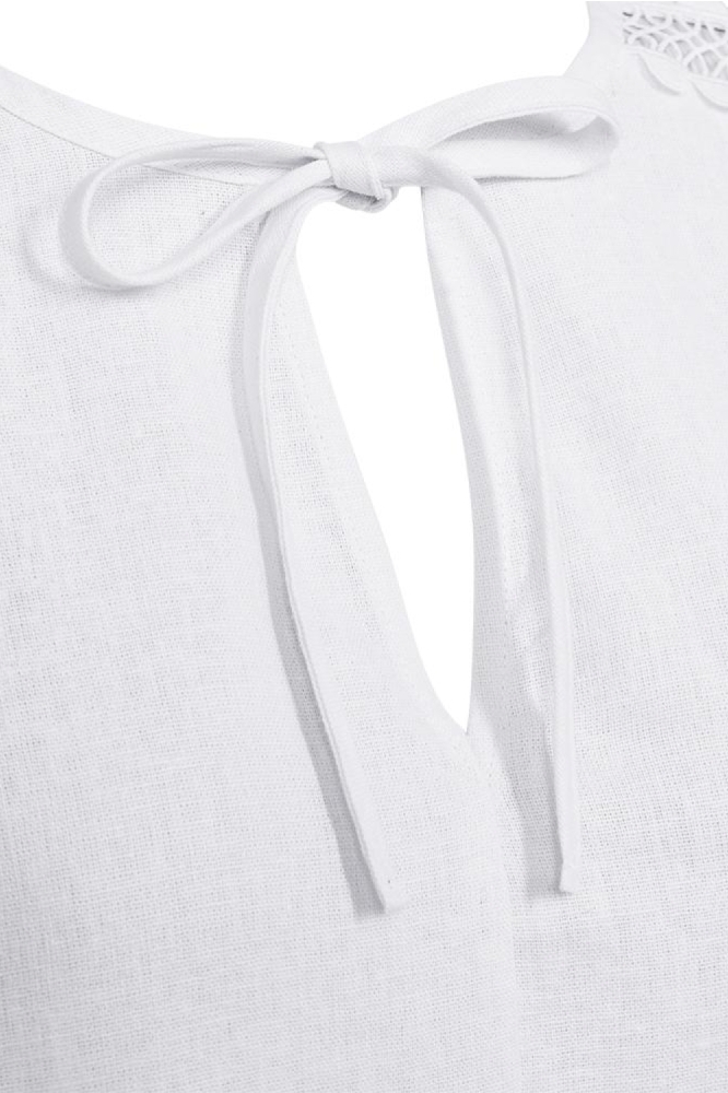 Freequent witte dames jurk | Close up
