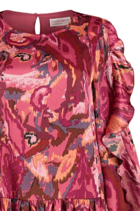 Studio Amaya roze dames jurk | Close up