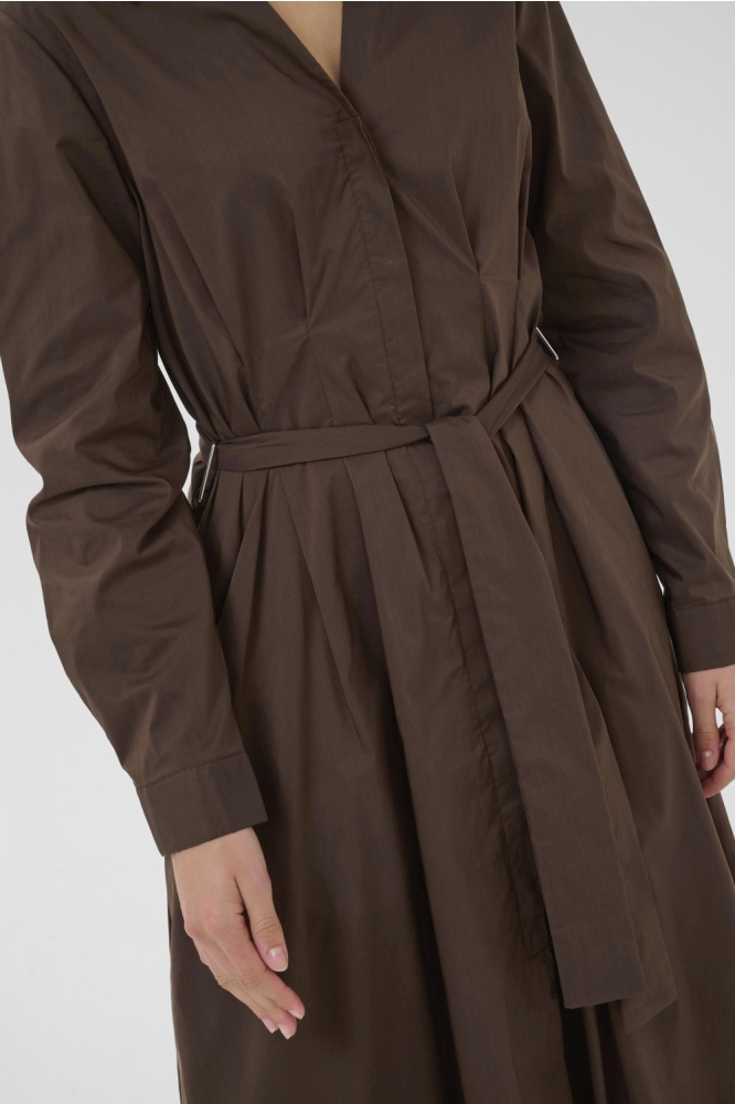 Culture bruine dames jurk | Close up