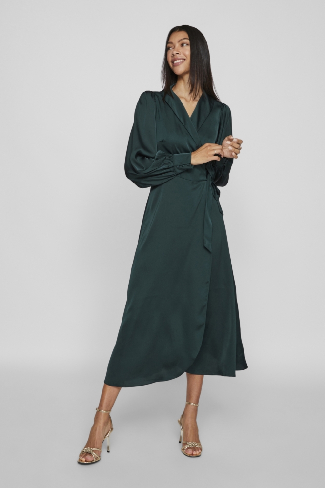 Vila groene dames jurk | Model vooraanzicht