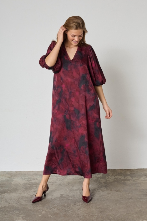 SisterS point bordeaux dames jurk | Model vooraanzicht