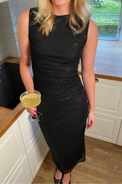 SisterS point zwarte dames jurk | Sfeerbeeld, In situatie