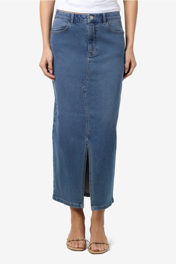 Noisy may blauwe dames rok | Model vooraanzicht
