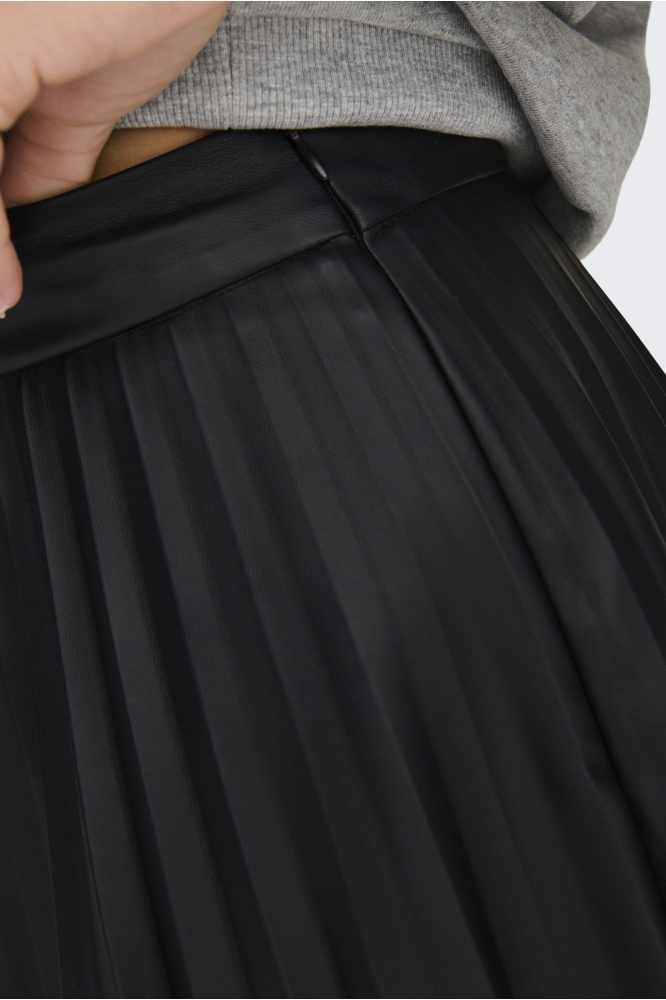 Jacqueline de Yong zwarte dames rok | Close up