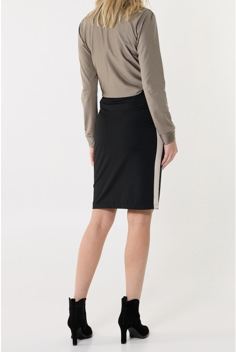 Zip73 rok zwart online
