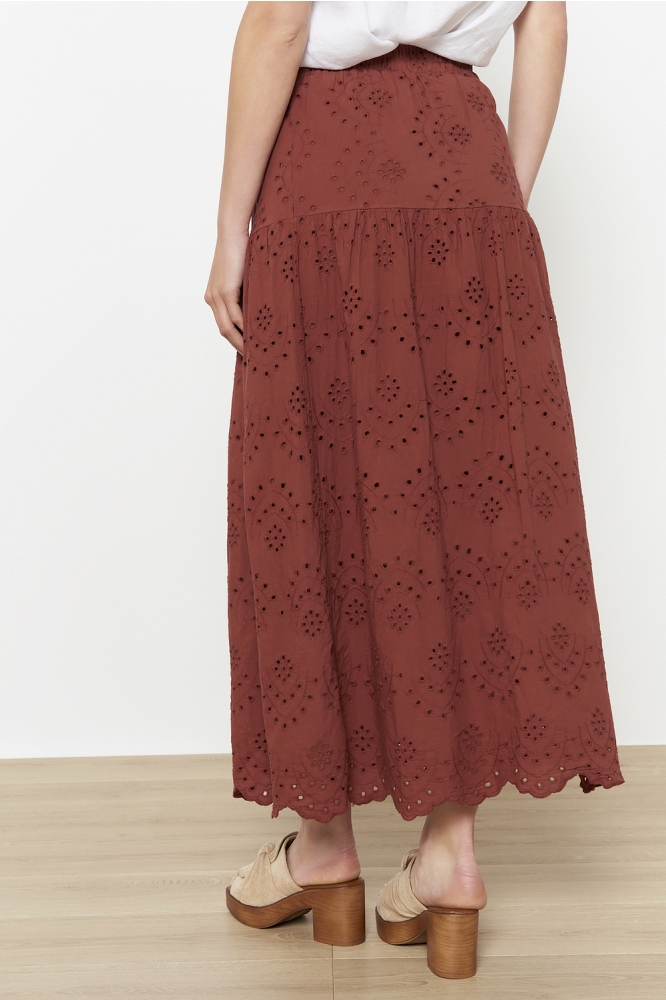 LolaLiza rode dames rok | Model achteraanzicht