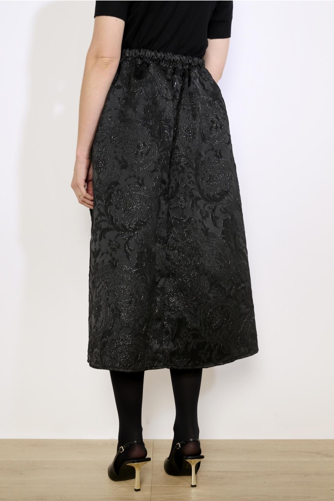 LolaLiza zwarte dames rok | Model achteraanzicht