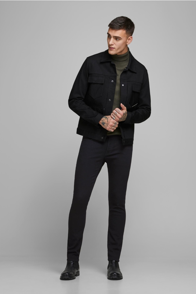 Jack & Jones zwarte heren jeans | Model