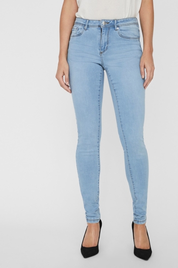 Dit is ook leuk van Vero Moda Jeans