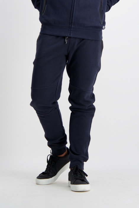 Cars blauwe heren broek | Model vooraanzicht