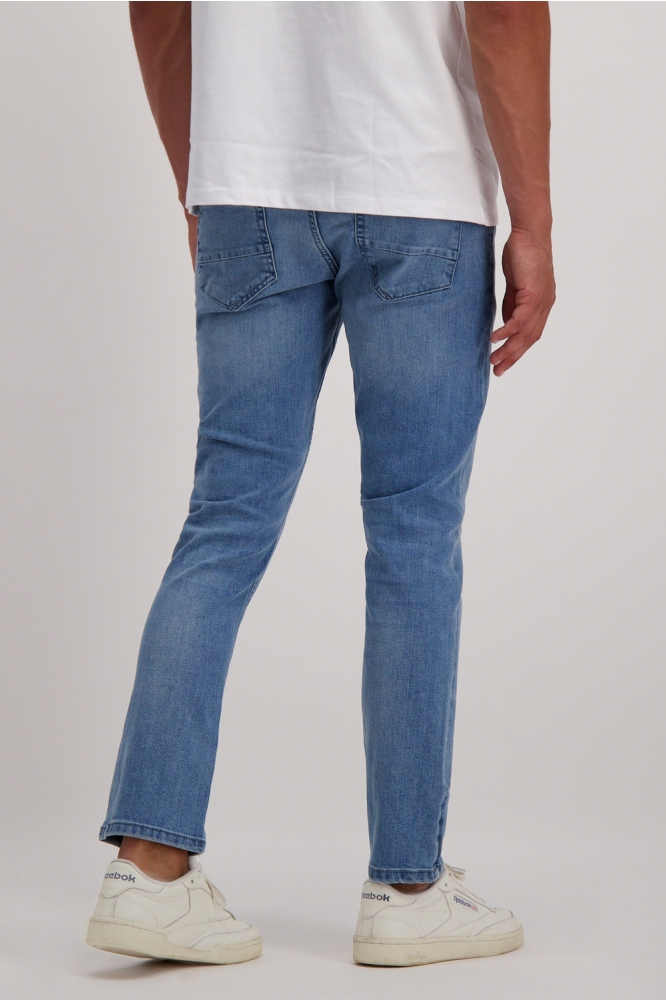 Cars blauwe heren jeans | Model achteraanzicht