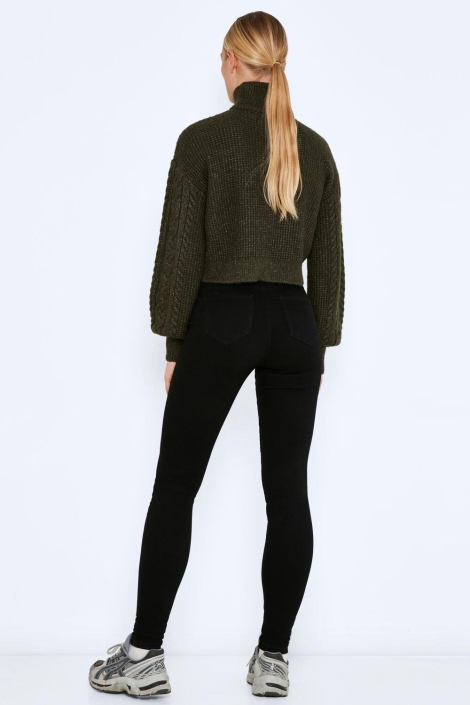 Noisy may zwarte dames jeans | Model achteraanzicht