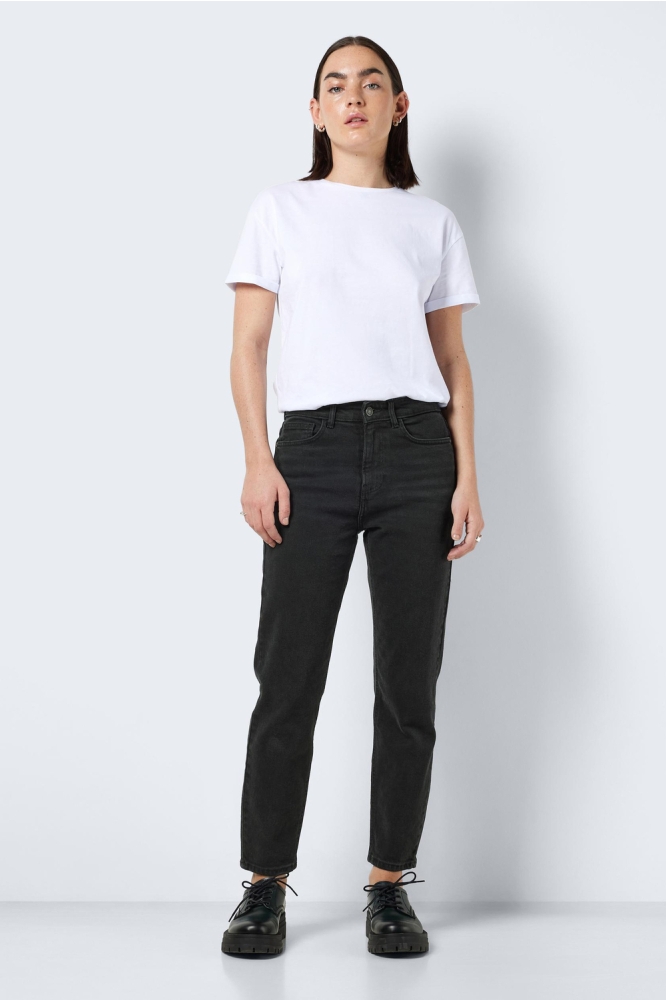Noisy may zwarte dames jeans | Model vooraanzicht