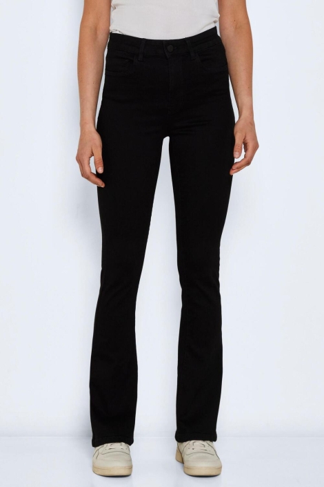 Noisy may zwarte dames jeans | Model vooraanzicht